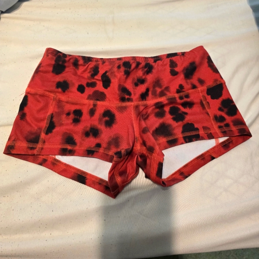 Fleo Red and Black Athletic Shorts with Abstract Print